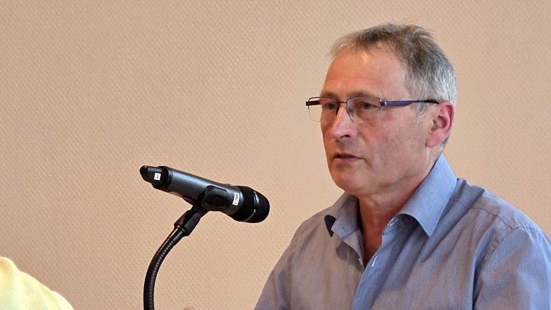 Bernd Albinger am Rednerpult